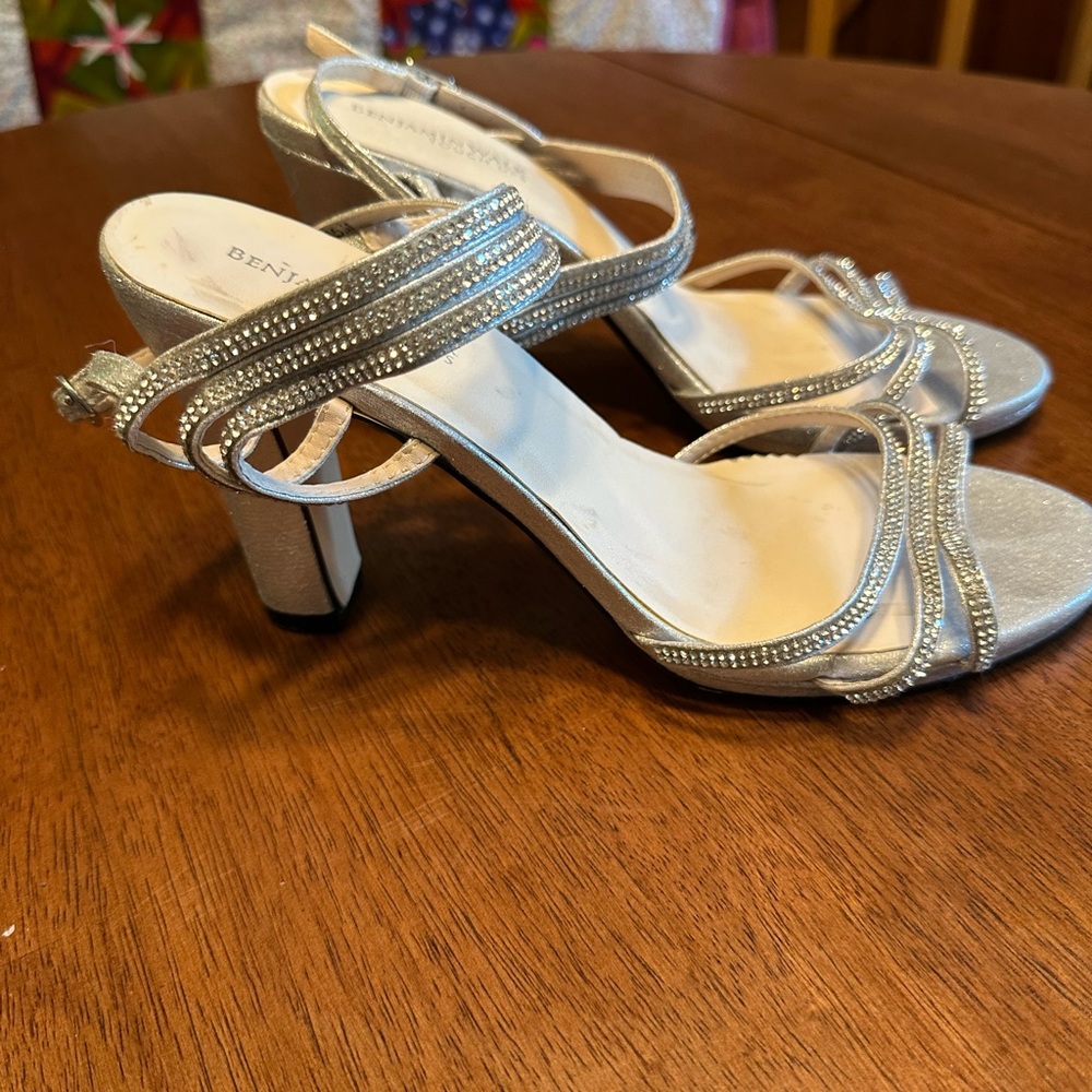 Benjamin Walk Silver Strappy Sandals - Picture 4 of 6